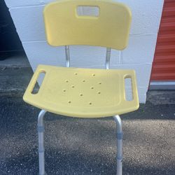 Drive Medical Yellow Free Standing Shower Chair With Backrest / Shower Bench With Backrest 