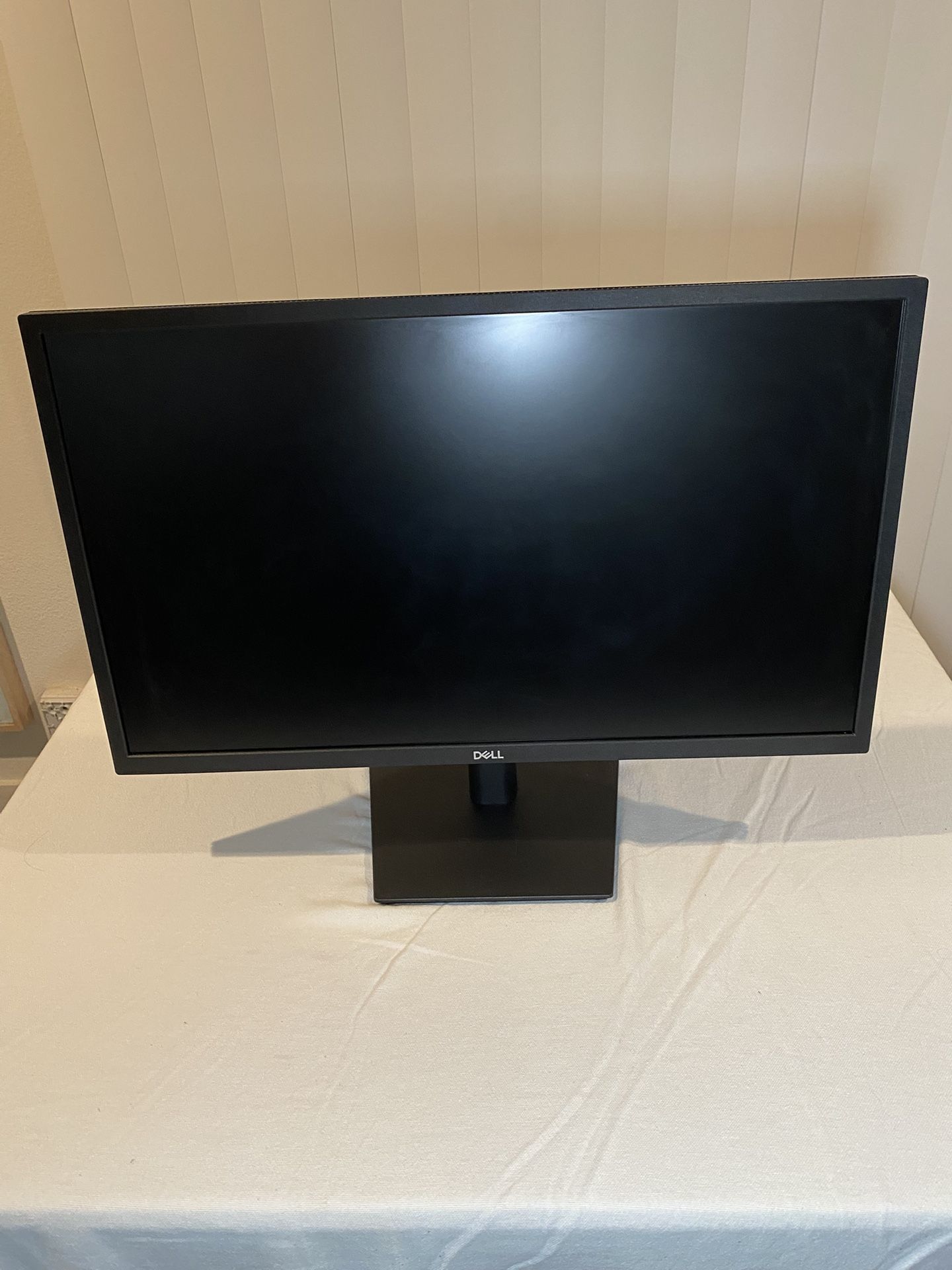 25” Dell Monitor