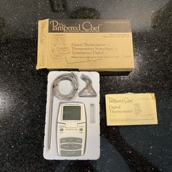 Pampered Chef Digital Thermometer Accurate Measuring Meat Candy Food  
