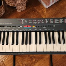 Yamaha Keyboard 