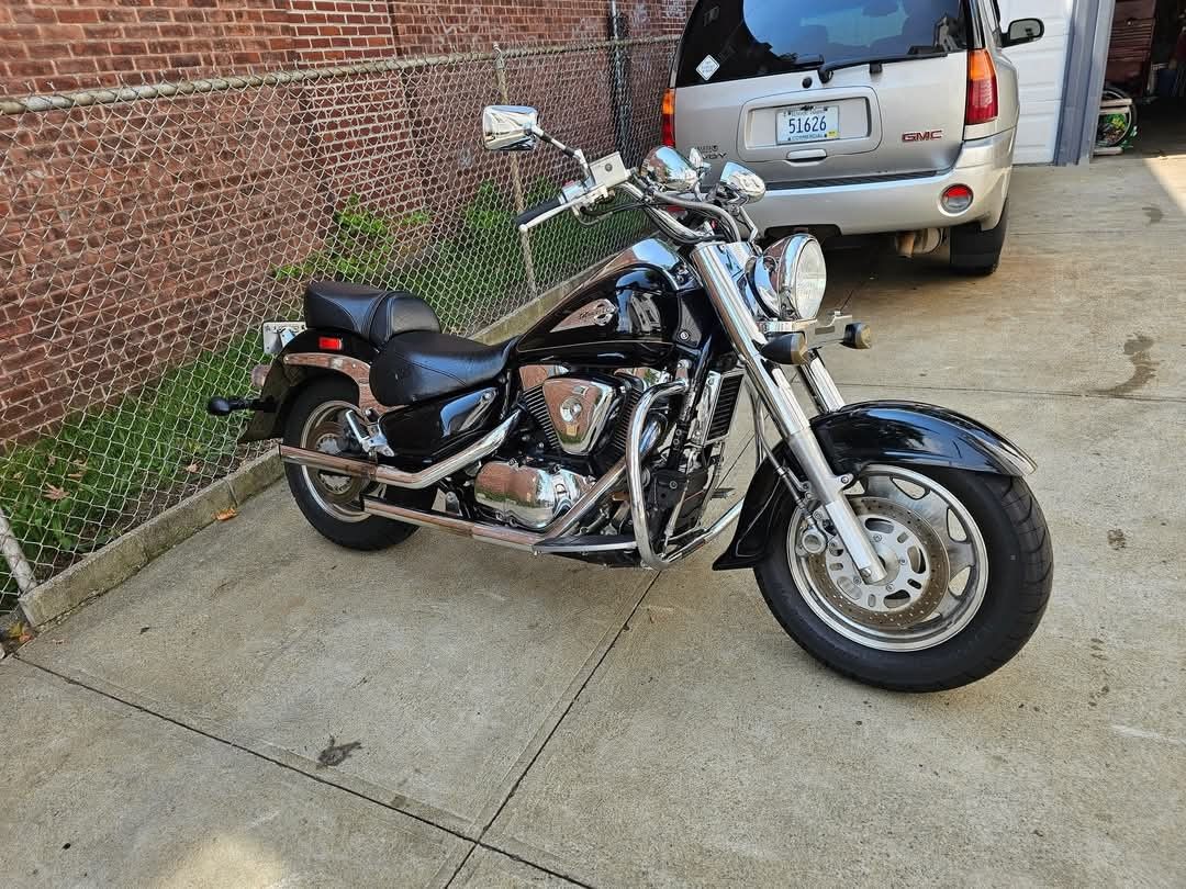 2001 Suzuki Intruder 1500