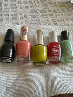 5 Nail paints !!