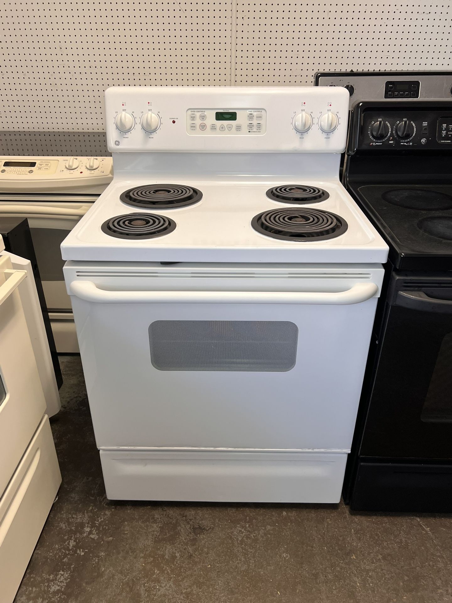He White Coil Stove Used Clean Working