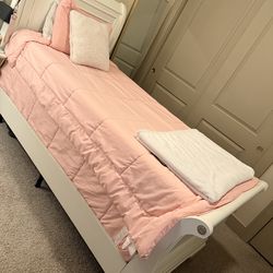 Twin Bed Frame/Matress
