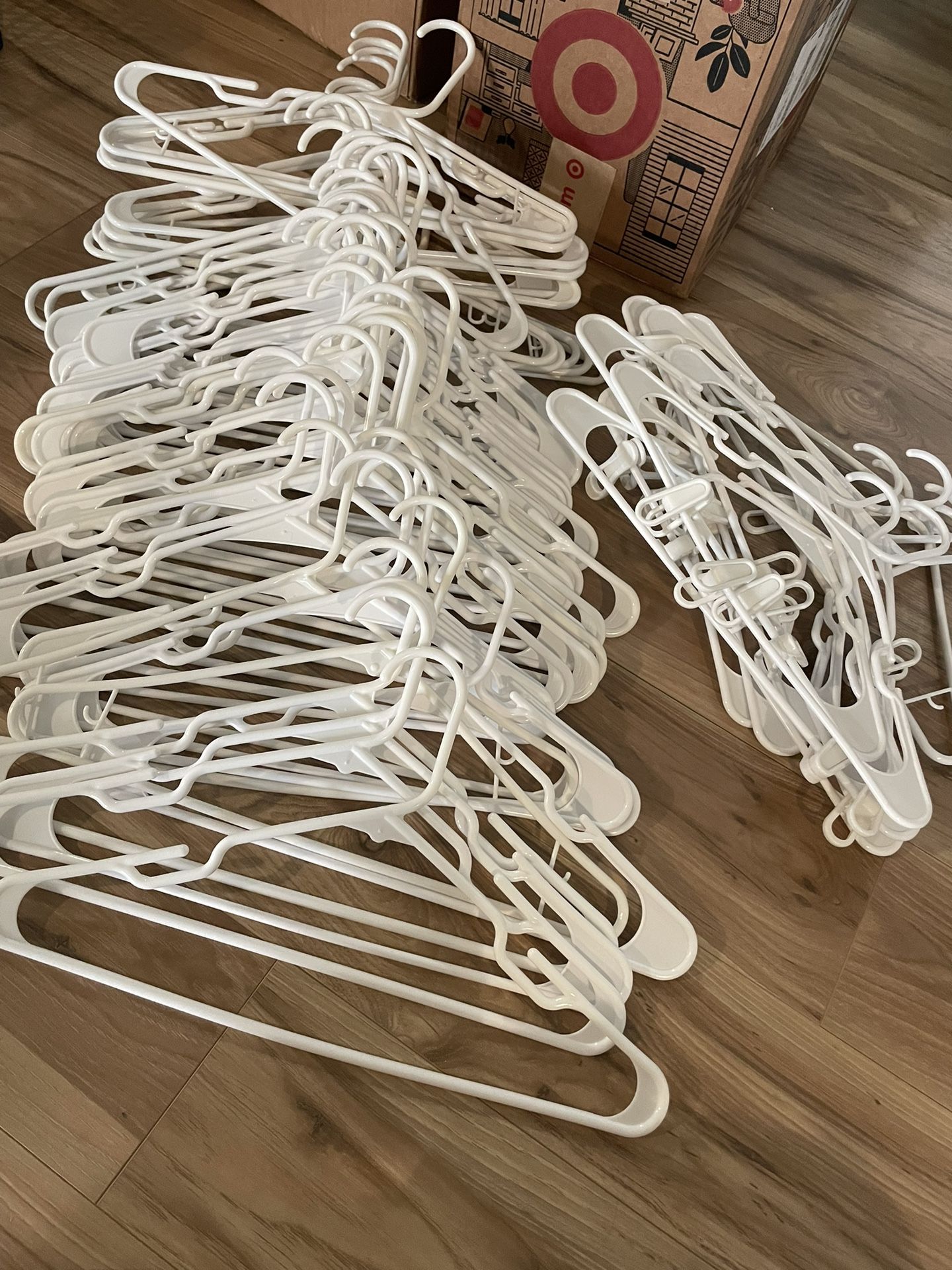 20 Pack 14 Inches Juniors Preteen Older Children Wooden Clothes Hangers for  Sale in Yonkers, NY - OfferUp