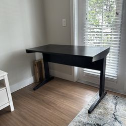Black Wood Desk