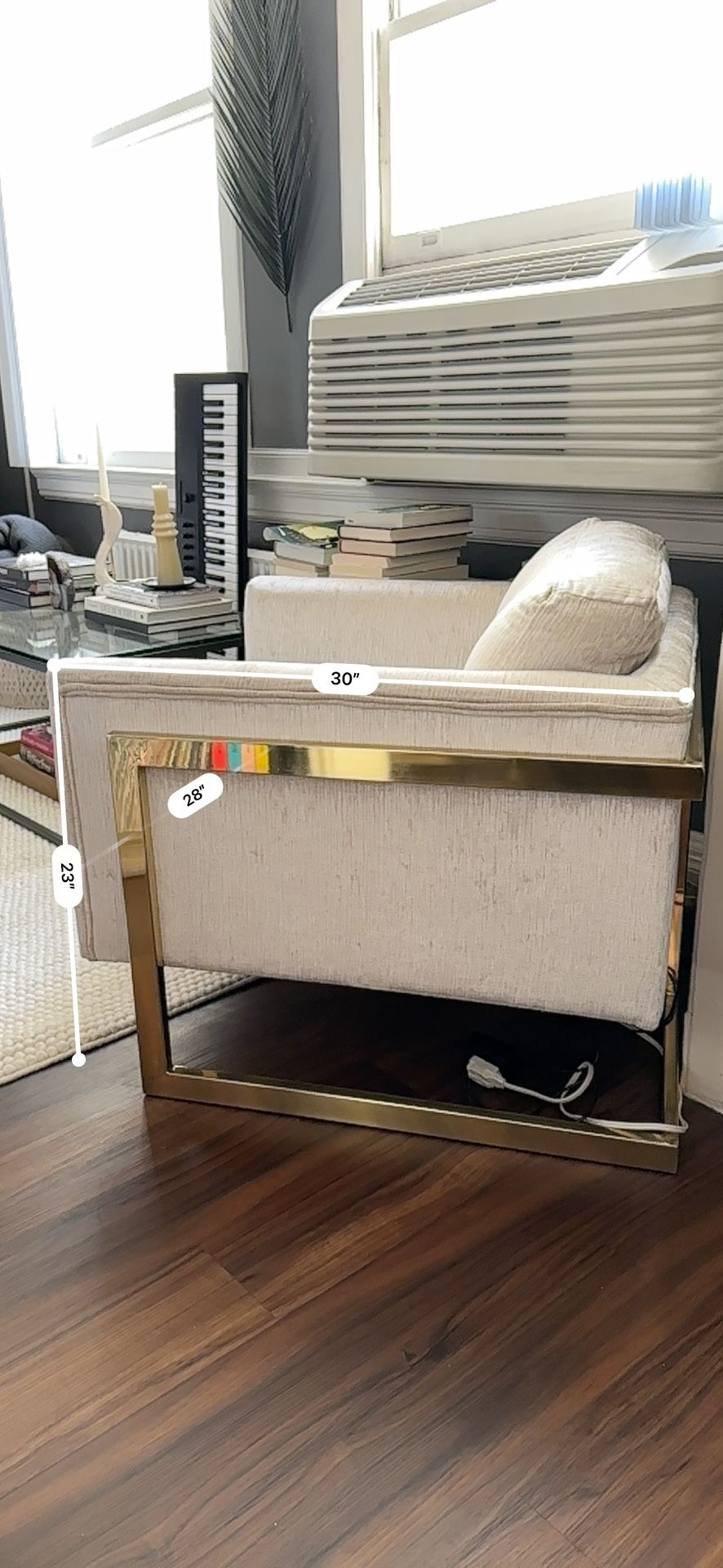 Chair (CB2)