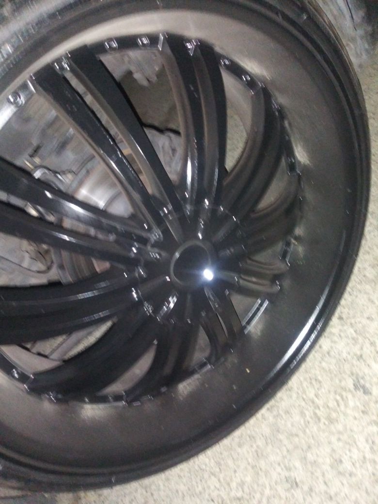 22 inch rims with brand new tires