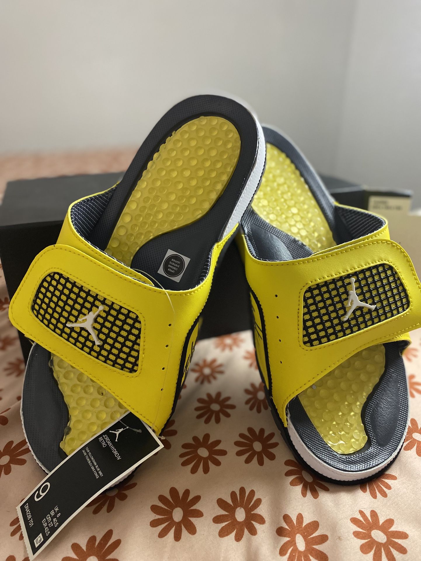 Jordan Hydro 4 Slide
