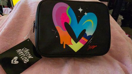 Jason Naylor Viral Makeup Bag