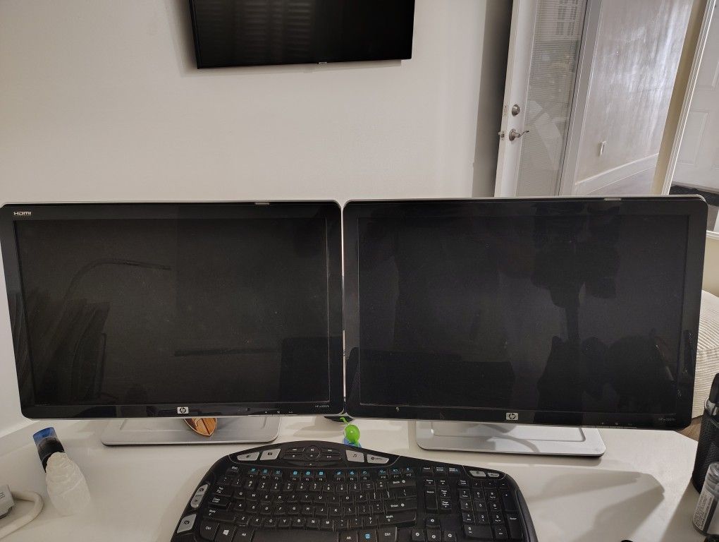 Computer. Monitors