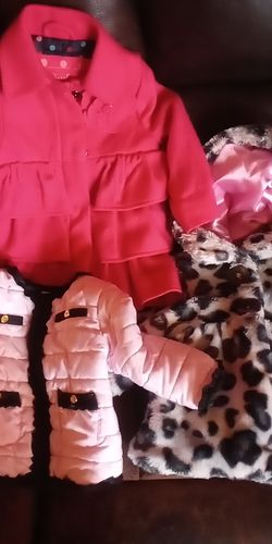Toddler jacket/ Abrigos 12 a 18 meses