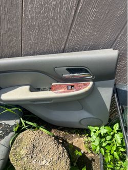 Rear door panels Chevy Tahoe ,gmc 2007-2013