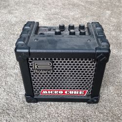 ROLAND MICRO CUBE AMP