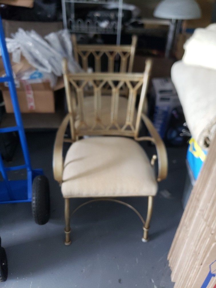 CHAIRS Home & Garden