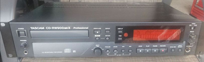 CD rw900 recorder