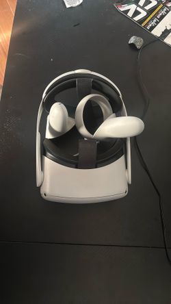 Oculus Quest 2 (negotiable)