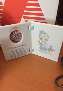 Precious moment plaque
