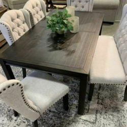 Jeanette Black-Linen Dining Room Set / Dining Table And Chairs