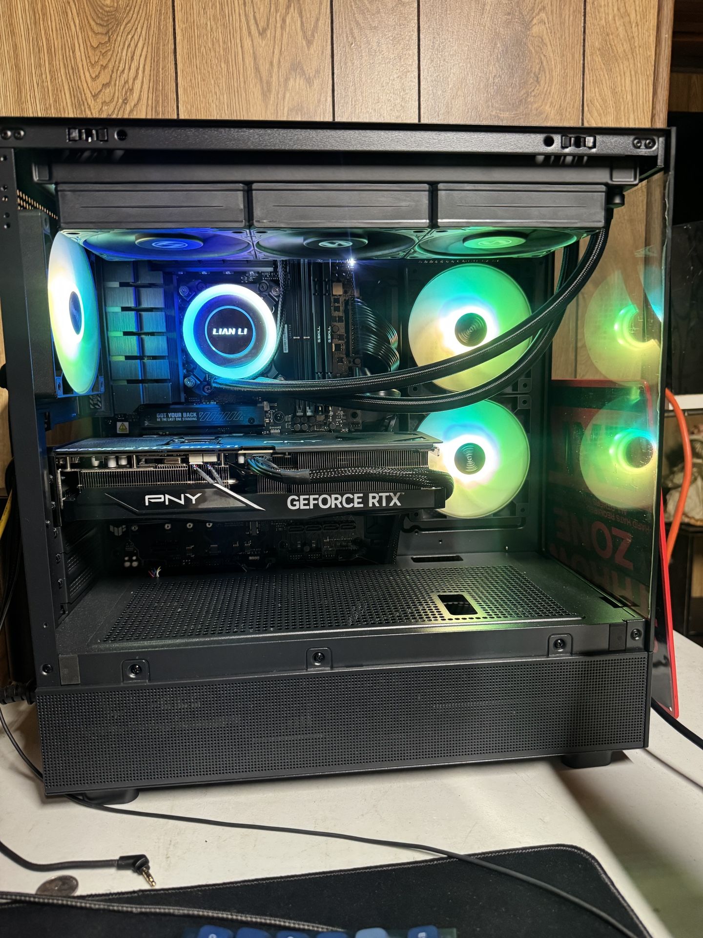 PNY Nvidia RTX 5070ti 16GB | Ryzen 7 9800X3D| 32GB DDR5 | 1TB | High-End Gaming PC