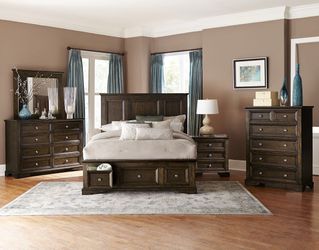 Limited offer. Queen bedroom set (1844)