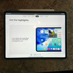 iPad Pro 12.9” (6th Gen, 2022) – 512GB + Apple Pencil – Excellent Condition