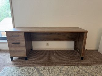 Large Desk