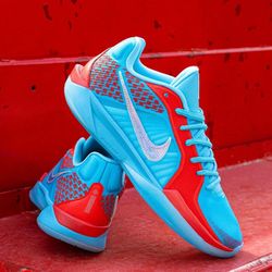 Nike Sabrina 2 Basketball “Slurpee” Red/ Blue   Size 6 
