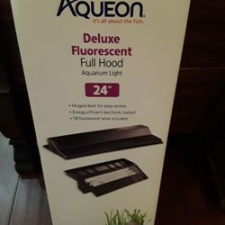 Brand New Deluxe Fluorescent Full Hood Aquarium Light 24" In Weeki Wachee Spring Hill