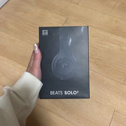 beats solo 3 (black)