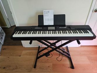 Keyboard for sale 600.00