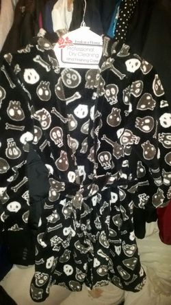 Like new boys robe