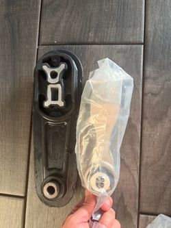 Engine Motor Mount Pair