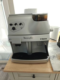 Saeco Vienna Plus  super-automatic espresso machine