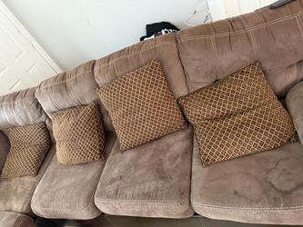 Sofa / Couch
