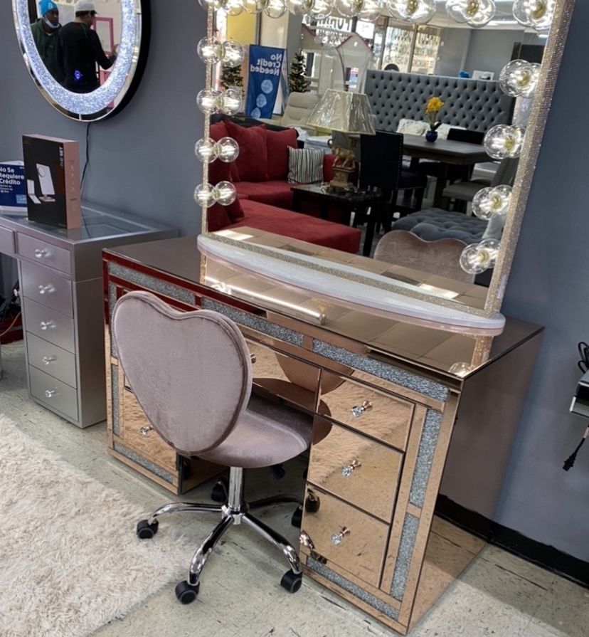 New Vanity + Bluetooth Mirorr $29 Down