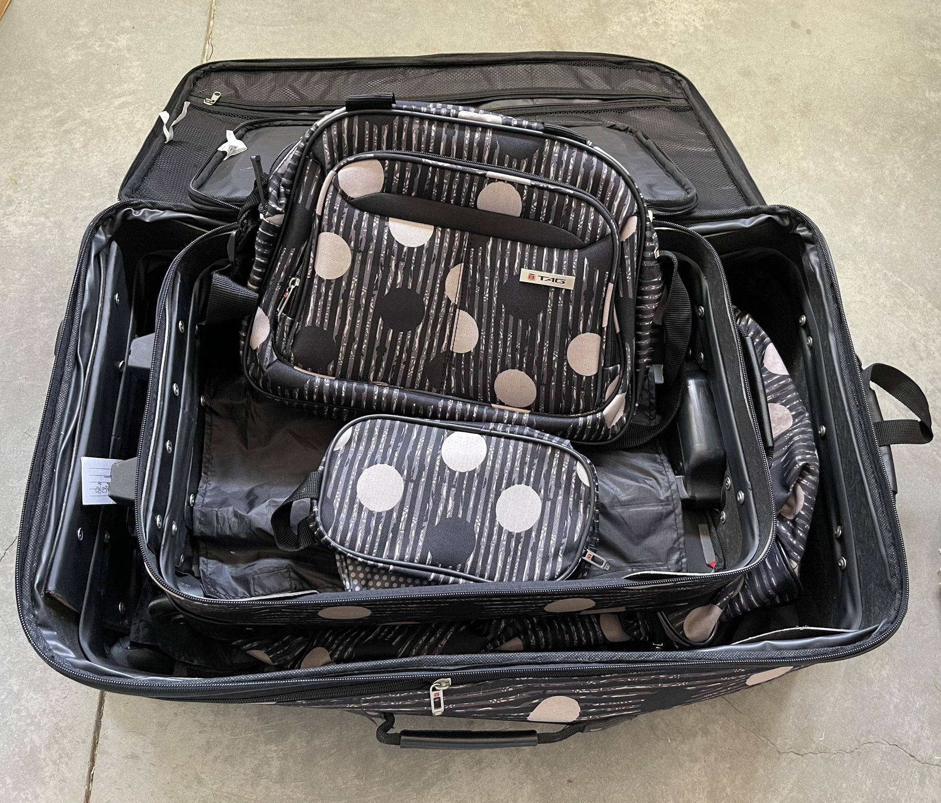 Luggage Set