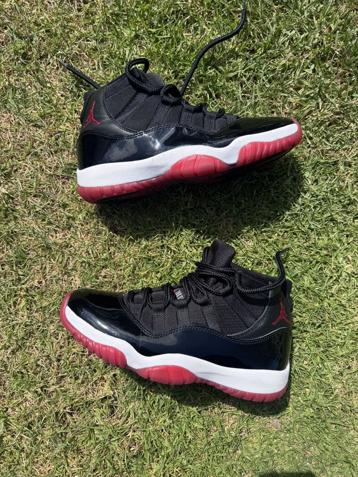 Air Jordan 11 "Bred"