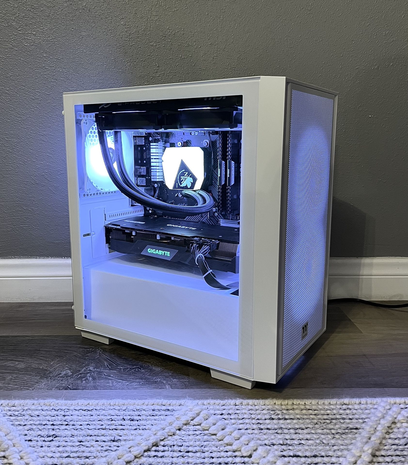 Gaming Pc: Ryzen 5, Rx 5700 XT, 16gb Ram, WiFi