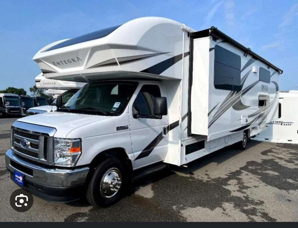 2022 Entegra Odyssey 31F Class C RV