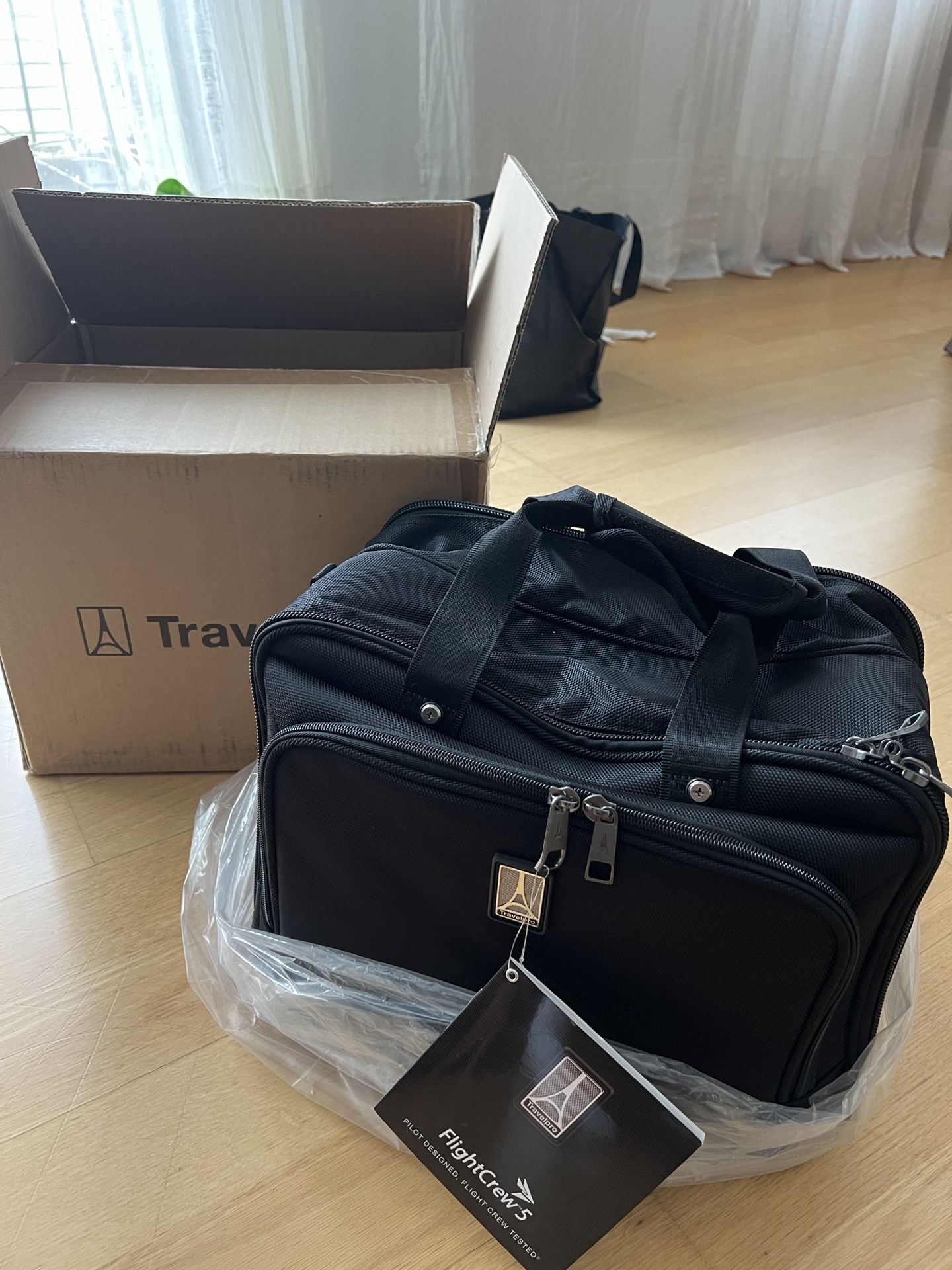 Travel pro Flight crew 5 Flight Tote