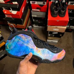 Nike Air Foamposite Size 11.5