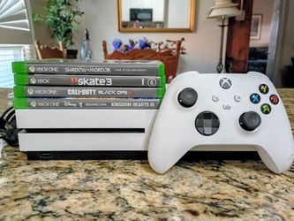 Xbox One S with games