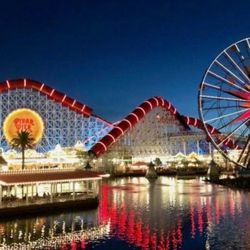 4 Tickets To Disneyland 