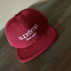 Supreme Hat (NEW)