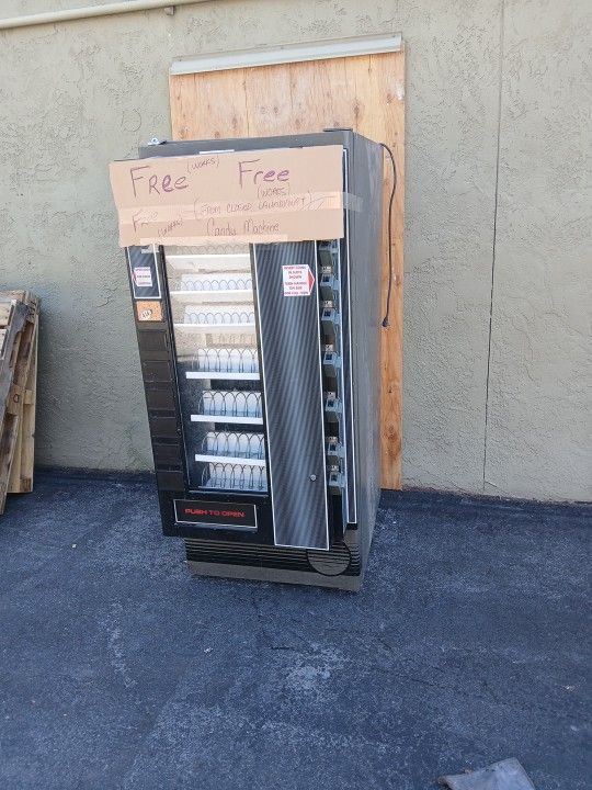Free Candy Machine