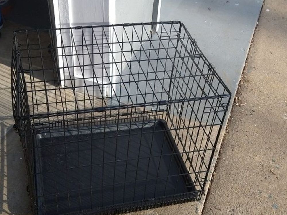 Mid Size Dog Crate