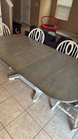 Dining room table set