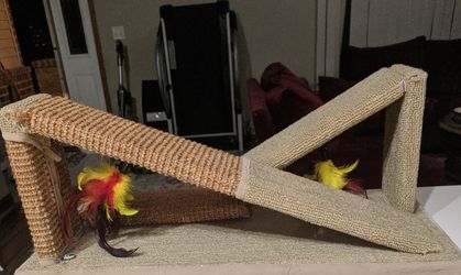 Cat Scratching Post