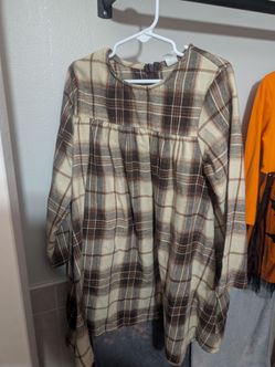 Plaid Flannel Mini Dress Long Sleeve, Halloween dress and sweater dress size 5